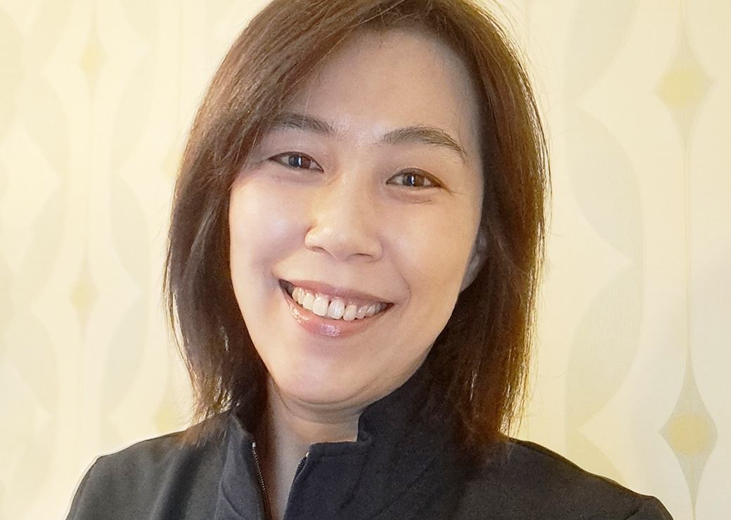 サロンオーナー